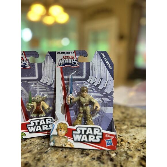 Vintage NIB Sealed Figures Star Wars Galactic Heroes Darth Luke Yoda Stormtroop - Picture 5 of 8